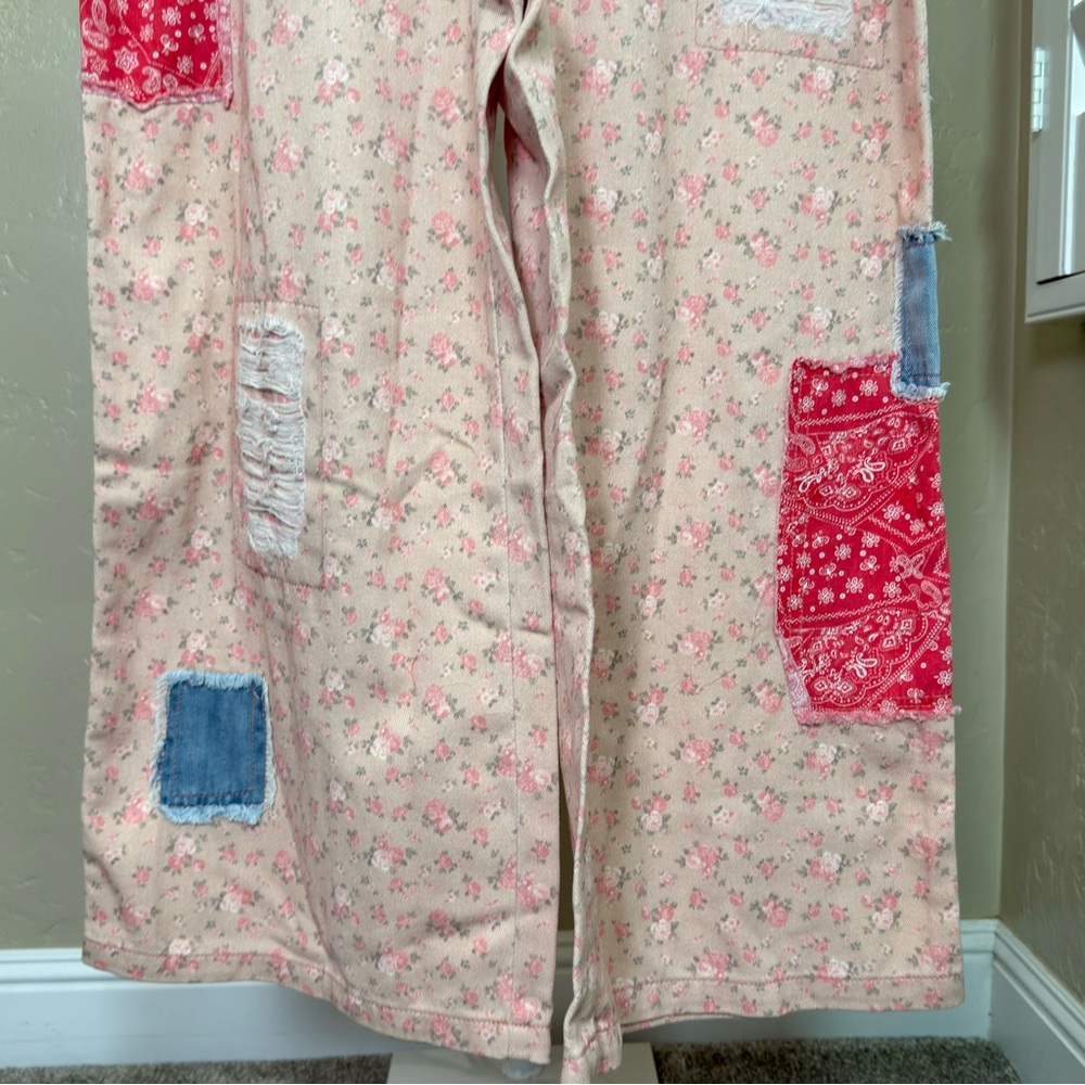Pol Patchwork Floral Overalls Size Medium Wide Le… - image 5